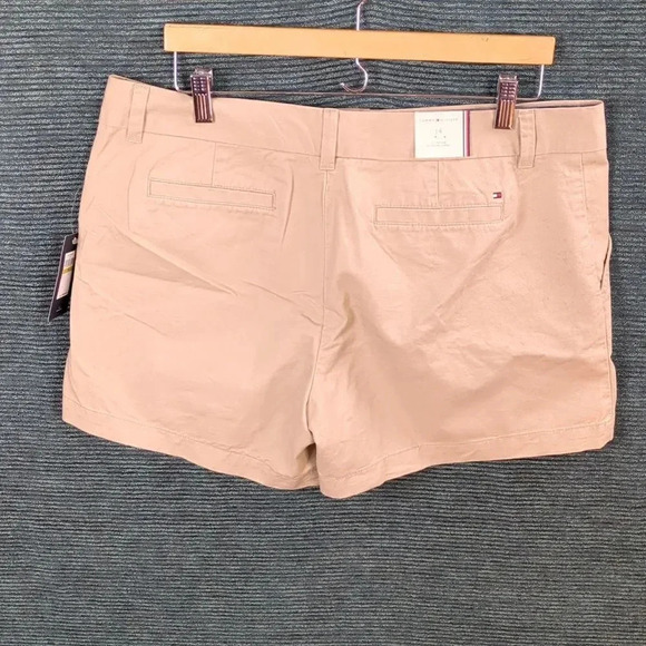 For Kitty Rescue! Tommy Hilfiger Women's Khaki Shorts Plus Size 14 - Picture 2 of 8